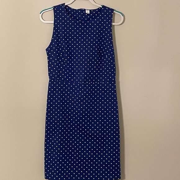Old Navy Dresses & Skirts - Brand new old navy polka dot dress - NWT